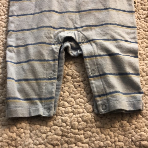 0-3m baby one-piece - Picture 4 of 5